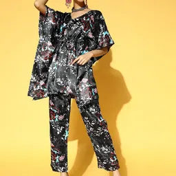 PANIT Women Black Floral Printed Empire Kurti with Trousers-image-23