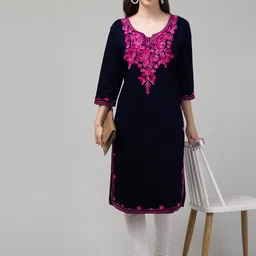 FAMBEE Women Woollen Kurta-picture-15