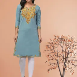 FAMBEE Floral Embroidered Notch Neck Woollen Straight Kurta-picture-20