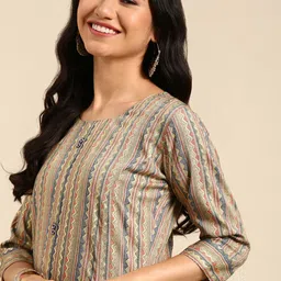 SHOWOFF Striped Art Silk Panelled Kurta-picture-31