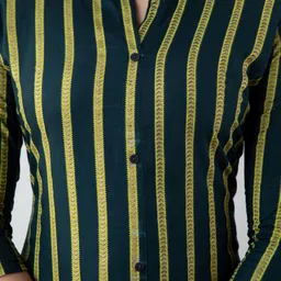 PARIKSHIT Mandarin Collar Three Quarter Sleeves Striped Kurta image 2