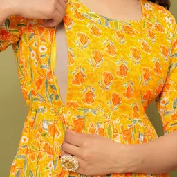 NITVAN Printed Printed Round Neck Three-Quarter Sleeves Anarkali Cotton Kurta image 2