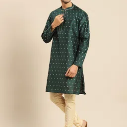 Amodh by Kisah Men Green & Gold-Toned Thread Work Kurta image 3