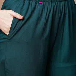 gosriki KALINI V-Neck Kurta With Trousers & Dupatta image 3