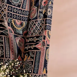 Anouk Black Ethnic Motifs Printed Mandarin Collar Kurta image 3