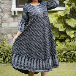 KALINI Plus Size Floral Printed Round Neck Fit & Flare Midi Ethnic Dress image 3