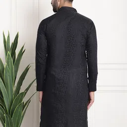 SOJANYA Woven Design Mandarin Collar Thread Work Kurta image 2
