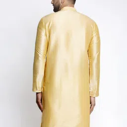 Jompers Men Gold-Toned Thread Work Kurta image 4