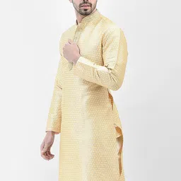 SG LEMAN Mandarin Collar Long Sleeves Flared Sleeves Thread Work Kurta image 3