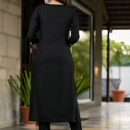 DAEVISH Ethnic Motifs Yoke Design Regular Kurta & Trousers With Dupatta image 4