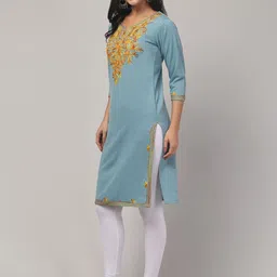 FAMBEE Floral Embroidered Notch Neck Woollen Straight Kurta image 5