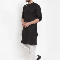 KLOTTHE Men Black Solid Asymmetric Kurta image 5