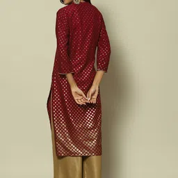 Rangriti Geometric Printed Band Collar Kurta image 5