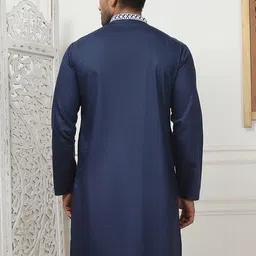Jompers Men Thread Work Floral Kurta image 5