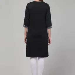 FAMBEE Women Woollen Kurta image 3