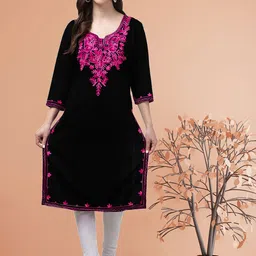 FAMBEE Women Woollen Kurta image 5