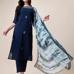 Berrylicious Ethnic Motifs Embroidered Chanderi Silk Kurta With Trousers & Dupatta image 1