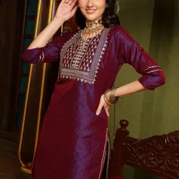 Sangria Purple Ethnic Motifs Embroidered Straight Kurta & Trouser With Dupatta image 2