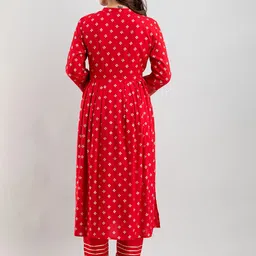 NAYRAH Women Red Ethnic Motifs Printed Pleated Kurta with Trousers & With Dupatta image 5