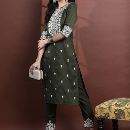 Vishudh Women Faux Pashmina Floral Embroidered Round Neck Kurta with Trousers-picture-25