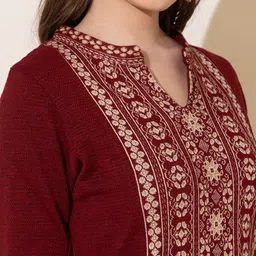 KEIKO Ethnic Motifs Printed Mandarin Collar Straight Kurta with Trousers And Dupatta image 5