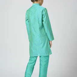 sangria YK Boys Ethnic Motifs Woven Design Mandarin Collar Chanderi Cotton Kurta With Trouser image 3