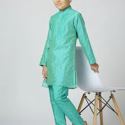 sangria YK Boys Ethnic Motifs Woven Design Mandarin Collar Chanderi Cotton Kurta With Trouser image 2