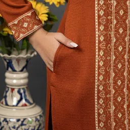 Anouk Women Floral Printed Regular Kurta with Trousers image 3