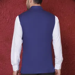 favoroski Solid Men Waistcoat image 2