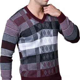 nico wesley Men Printed V Neck Maroon Sweater image 3