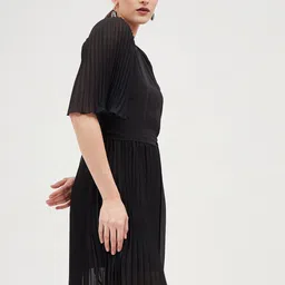 Harpa Accordion Pleated Flared Sleeves Round Neck Georgette A-Line Dress image 3