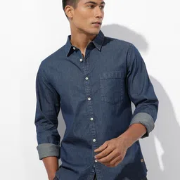 r.code by the roadster life co. Men Regular Fit Washed Casual Shirt image 3