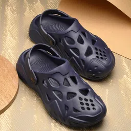 HRX by Hrithik Roshan Men Blue Textured Croslite Clogs image 1