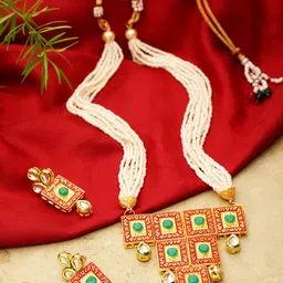 YouBella Red & Green Gold-Plated Beaded Enamelled Handcrafted Jewellery Set image 1