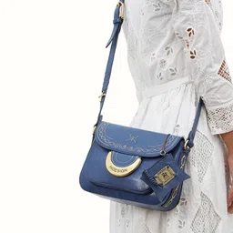 Hidesign Leather Oversized Structured Shoulder Bag with Quilted-picture-44
