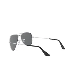 Ray-Ban Junior Kids Aviator Sunglasses with UV Protected Lens 8053672835113 image 2