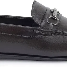 yes lucky Loafers For Men image 4