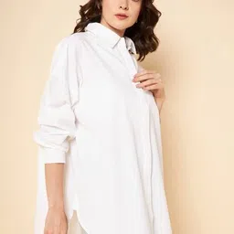 fab star Women Oversized Fit Solid Spread Collar Casual Shirt image 3
