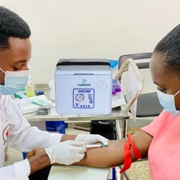 fairbizps Vaccine Carrier 0.9 ltr 21.5 Hours at 43 Degree C Pack image 5