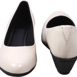 komopt Women Bellies Sandal image 3