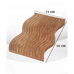 trovea's Handcrafted Wooden Zig Zag Platter (1 Piece) image 4