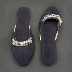 hyon zirmer Jutis For Women image 3