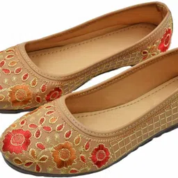 leefant Women Bellies Sandal image 2