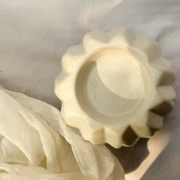 soulspiti Bellas Skirt Ceramic Candle Holder image 3