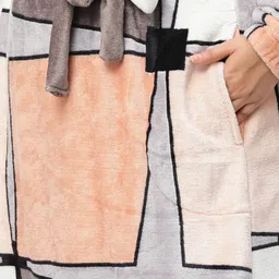 KLOTTHE Women Plus Size Printed Woolen Bath Robe With Belt image 5