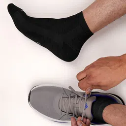 FOOTPRINTS Pack Of 2 Ankle-Length Socks image 4