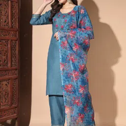 MORLY Round Neck Floral Embroidered Gotta Patti Straight Kurta with Trousers & Dupatta image 4