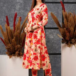 Anni Designer Women Floral Printed Regular Kurta with Trousers image 2
