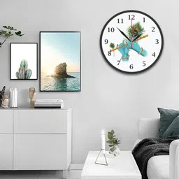 radhe custom arts Analog 25 cm X 25 cm Wall Clock image 4