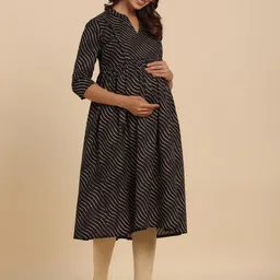 CRAFIQA Leheriya Printed Mandarin Collar Pure Cotton Maternity & Nursing Anarkali Kurta image 4